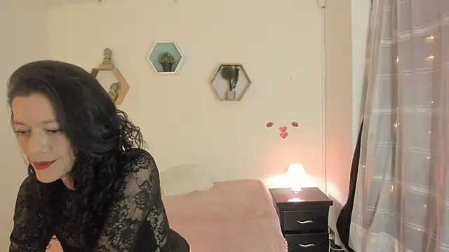 Snapshot of Paloma_victory chatting on 06-14-26, 06:10 Paloma victory online show from 06-14-26, 06:10