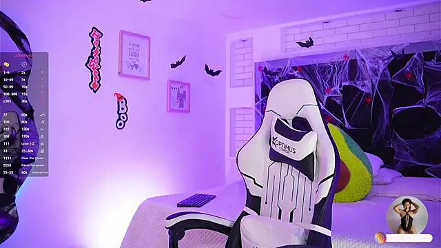 Snapshot of Marianamonroe_ chatting on 10-24-25, 07:21 Marianamonroe online show from 10-24-25, 07:21