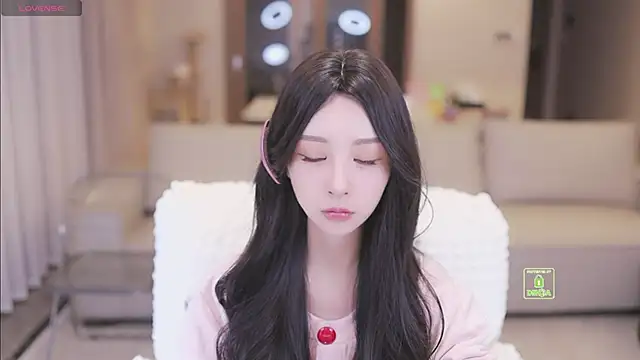 Snapshot of JayPope chatting on 10-08-25, 02:14 JayPope online show from 10-08-25, 02:14