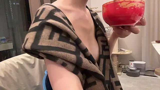 Snapshot of JayPope chatting on 11-12-25, 08:19 JayPope online show from 11-12-25, 08:19