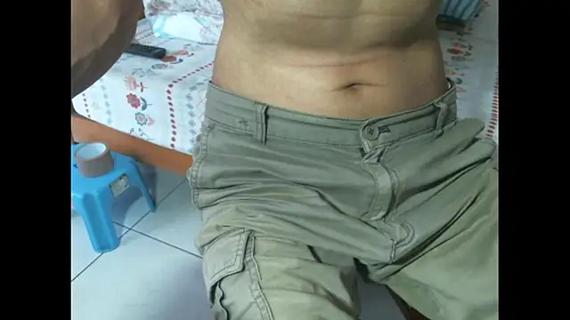 triangle0623 online show from 07-20-26, 07:33