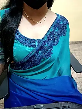 Snapshot of Nithya_05 chatting on 09-15-25, 05:07 Nithya 05 online show from 09-15-25, 05:07