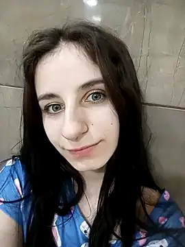 Snapshot of _Nika_Kik chatting on 01-01-25, 02:51 Nika Kik online show from 01-01-25, 02:51
