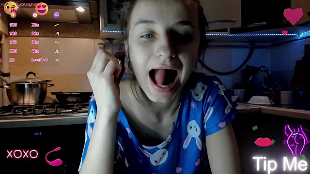 Snapshot of _Nika_Kik chatting on 02-28-25, 07:56 Nika Kik online show from 02-28-25, 07:56