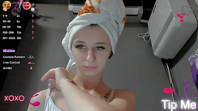 Snapshot of _Nika_Kik chatting on 03-18-25, 07:42 Nika Kik online show from 03-18-25, 07:42