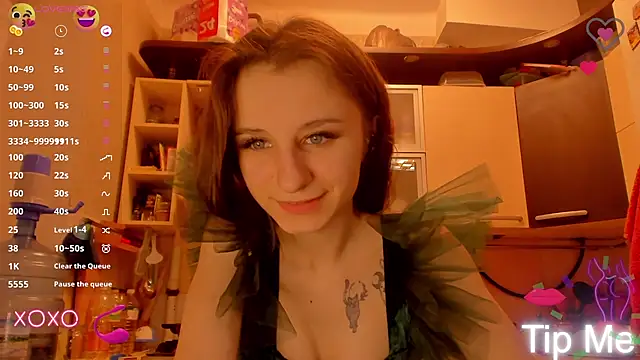 Snapshot of _Nika_Kik chatting on 03-20-25, 08:08 Nika Kik online show from 03-20-25, 08:08