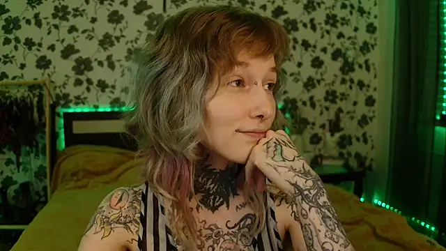 Littlespacemouse online show from 10-19-25, 08:31