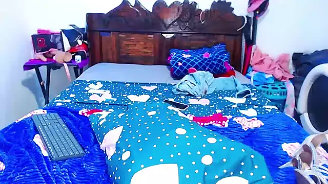 Candy-love87 online show from 01-26-25, 07:52