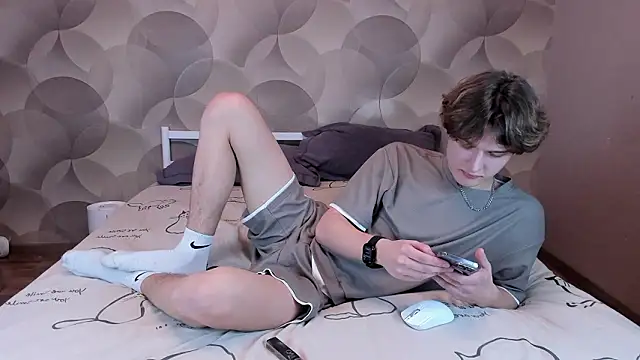 Snapshot of Ian_Flor chatting on 02-24-26, 03:54 Ian Flor online show from 02-24-26, 03:54