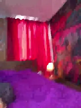 Snapshot of Loveviolet chatting on 03-19-26, 05:39 Loveviolet online show from 03-19-26, 05:39