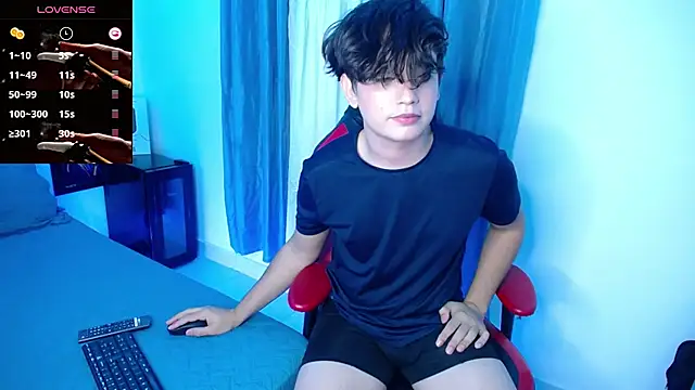Snapshot of andyboy- chatting on 01-30-25, 01:11 andyboy- online show from 01-30-25, 01:11