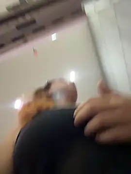 Mon Cherry online show from 04-02-26, 01:36