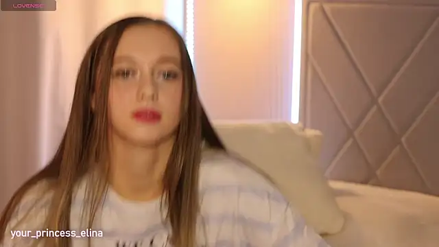 Snapshot of _Pretty_Doll_ chatting on 12-04-24, 07:23 Pretty Doll online show from 12-04-24, 07:23