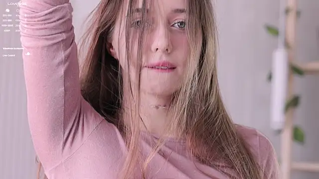 Snapshot of _Pretty_Doll_ chatting on 03-15-26, 10:32 Pretty Doll online show from 03-15-26, 10:32