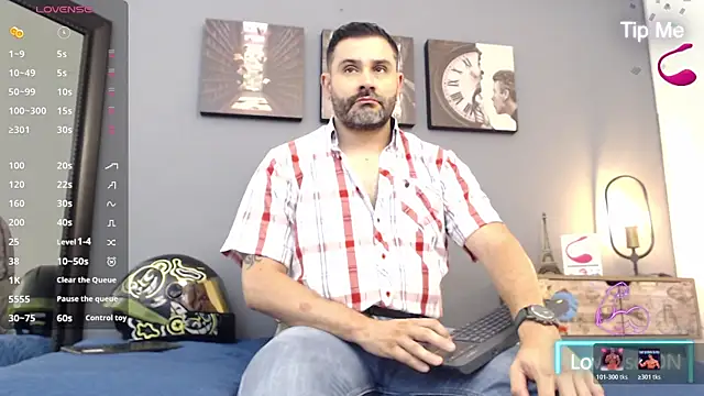 Snapshot of jonasbeards chatting on 07-22-26, 03:59 jonasbeards online show from 07-22-26, 03:59