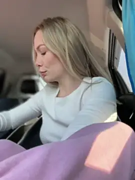 LavenderHot online show from 03-05-25, 05:29