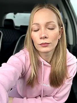 LavenderHot online show from 10-11-25, 01:38