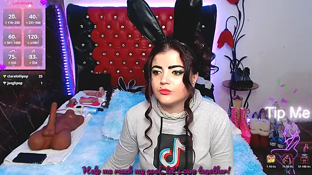 Snapshot of Anasunshine12 chatting on 02-20-26, 12:18 Anasunshine12 online show from 02-20-26, 12:18