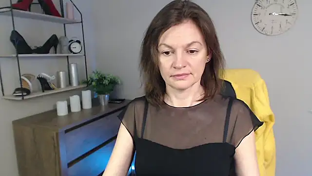 VivianWILD online show from 03-04-25, 06:47