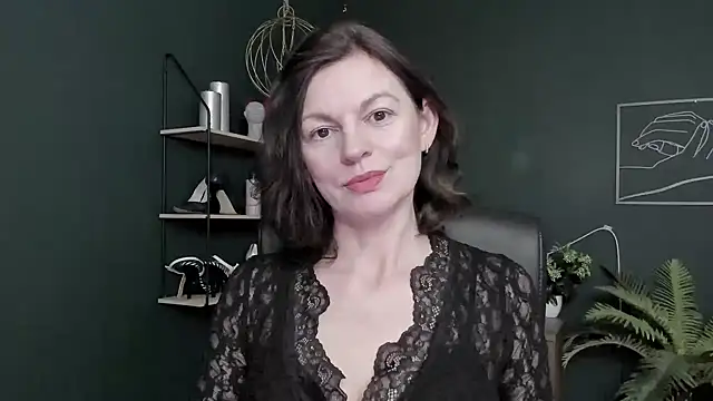 VivianWILD online show from 03-17-26, 07:12