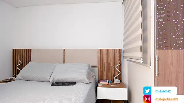 MalejaDiaz  online show from 09-30-25, 04:12