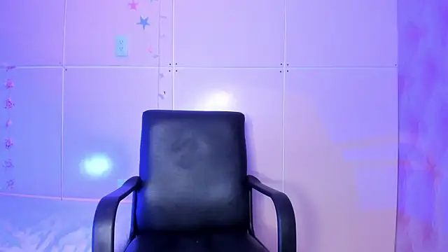 Hilary-banks online show from 12-31-24, 11:42