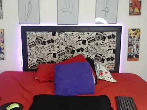 Rihana14 online show from 09-18-25, 08:00