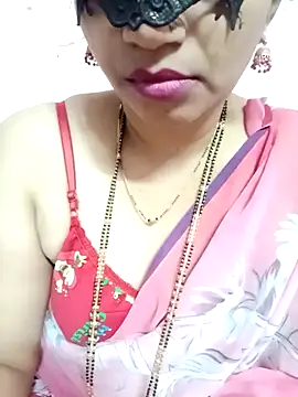 Snapshot of Hotanita99 chatting on 02-14-25, 04:04 Hotanita99 online show from 02-14-25, 04:04