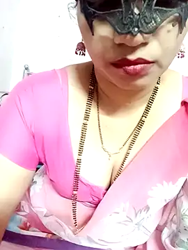 Snapshot of Hotanita99 chatting on 09-10-25, 04:12 Hotanita99 online show from 09-10-25, 04:12