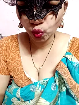 Snapshot of Hotanita99 chatting on 09-16-25, 04:57 Hotanita99 online show from 09-16-25, 04:57