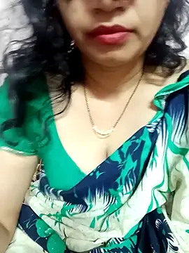 Snapshot of Hotanita99 chatting on 10-12-25, 05:50 Hotanita99 online show from 10-12-25, 05:50