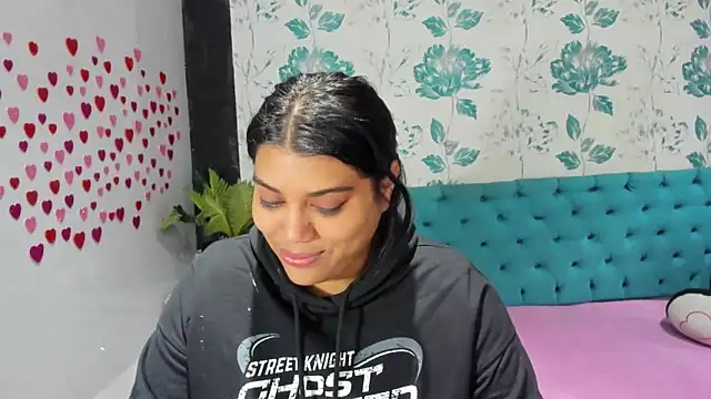 LindaBreeS online show from 02-01-25, 04:54