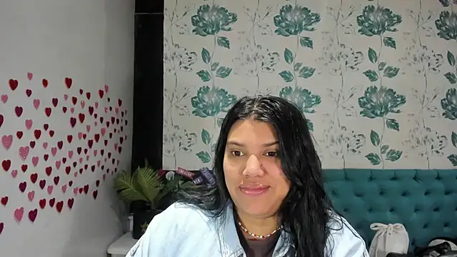 LindaBreeS online show from 02-08-25, 01:54