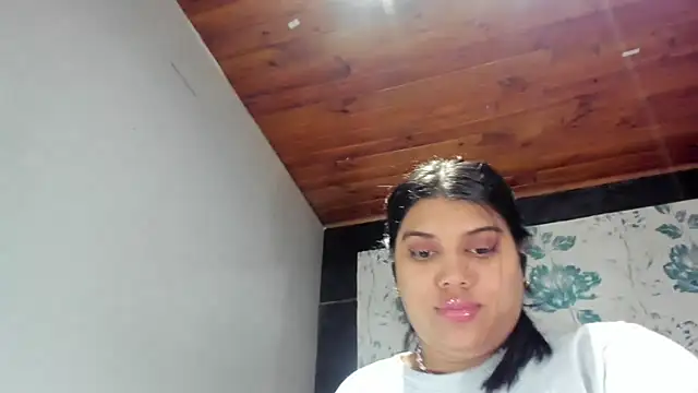 LindaBreeS online show from 02-20-25, 06:35