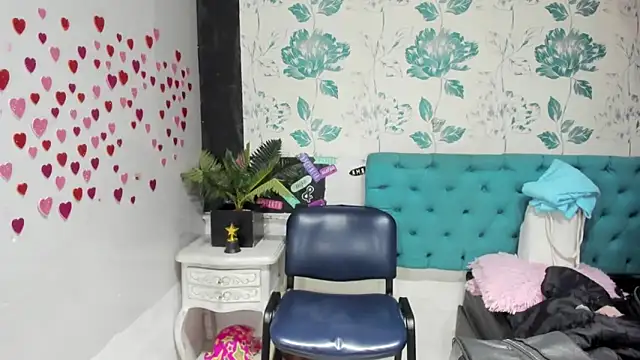 LindaBreeS online show from 03-06-25, 09:20