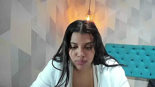 Snapshot of LindaBreeS chatting on 06-07-26, 06:22 LindaBreeS online show from 06-07-26, 06:22