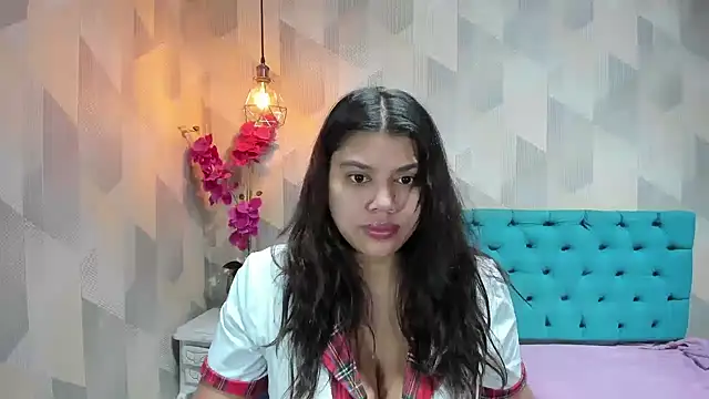 Snapshot of LindaBreeS chatting on 06-29-26, 10:48 LindaBreeS online show from 06-29-26, 10:48