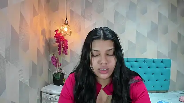 Snapshot of LindaBreeS chatting on 07-09-26, 04:27 LindaBreeS online show from 07-09-26, 04:27