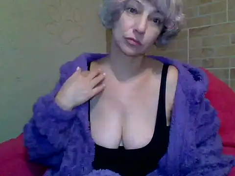 Lorie Carrie online show from 01-02-25, 02:02