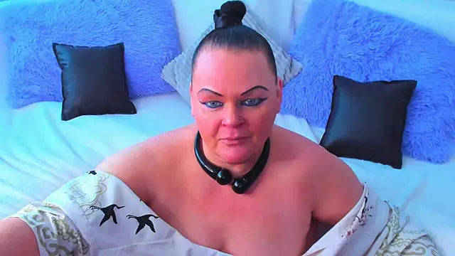 Snapshot of MilanaBiegert chatting on 02-09-25, 10:53 MilanaBiegert online show from 02-09-25, 10:53