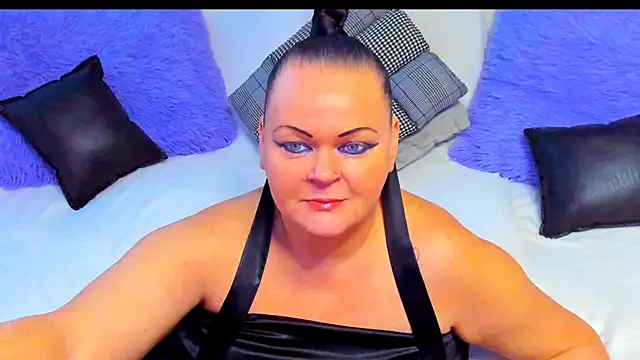 Snapshot of MilanaBiegert chatting on 11-24-25, 07:52 MilanaBiegert online show from 11-24-25, 07:52