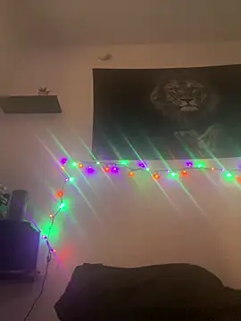 Snapshot of lolabun247 chatting on 10-30-25, 01:29 lolabun247 online show from 10-30-25, 01:29