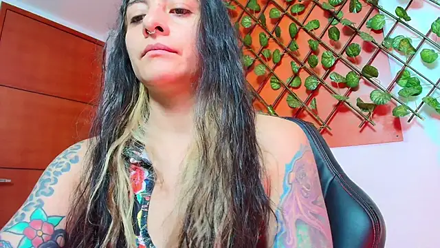 Naughty Kittenm online show from 04-07-26, 11:21