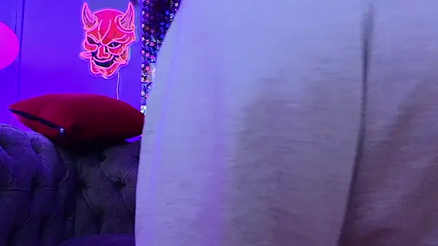 Julieta Russell online show from 03-03-25, 12:37