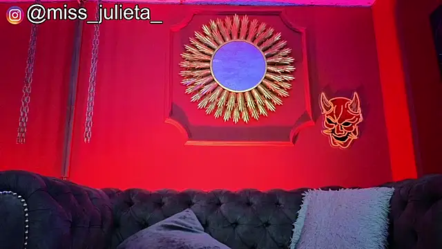 Julieta Russell online show from 07-08-26, 11:58