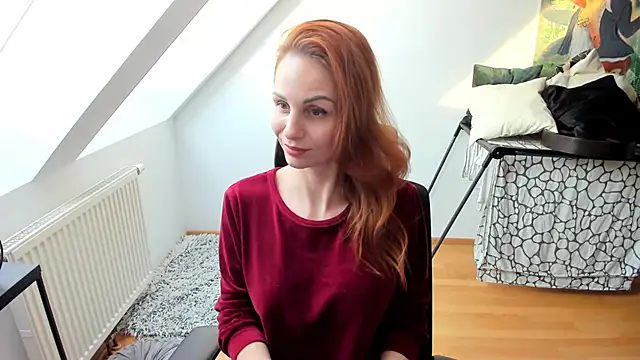 Mary Wet online show from 02-10-25, 03:21