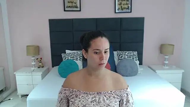 Snapshot of MadisonJenner chatting on 01-03-25, 12:52 MadisonJenner online show from 01-03-25, 12:52