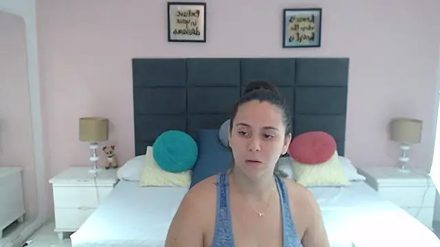 Snapshot of MadisonJenner chatting on 01-09-25, 11:25 MadisonJenner online show from 01-09-25, 11:25