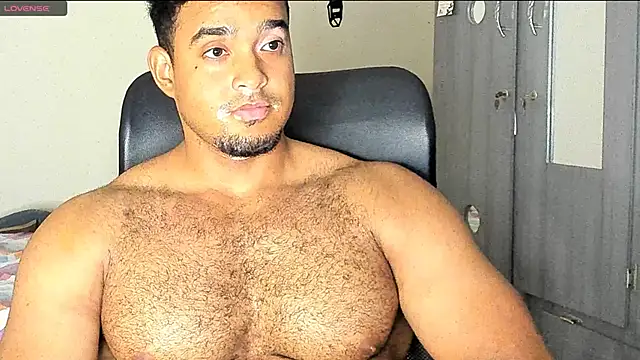 Snapshot of Big_furry_bear13 chatting on 01-11-25, 08:00 Big furry bear13 online show from 01-11-25, 08:00