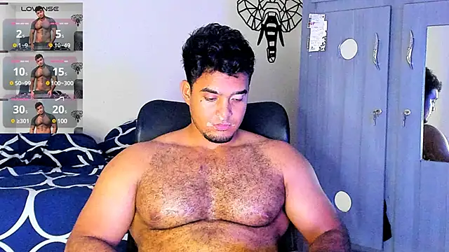 Snapshot of Big_furry_bear13 chatting on 03-08-25, 06:43 Big furry bear13 online show from 03-08-25, 06:43